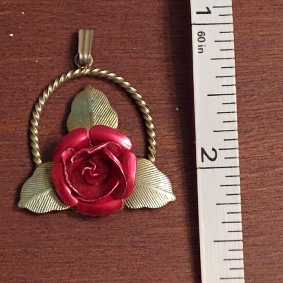 2 for $20 VTG Metallic Red Rose Pendant Green Leaf - Picture 6 of 6